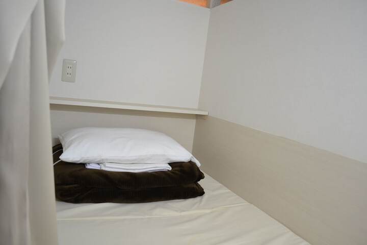 Room 7 of 44