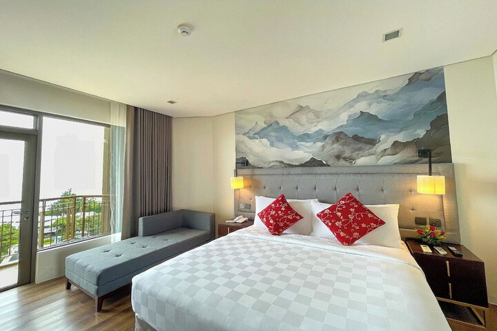 Room 27 of 130