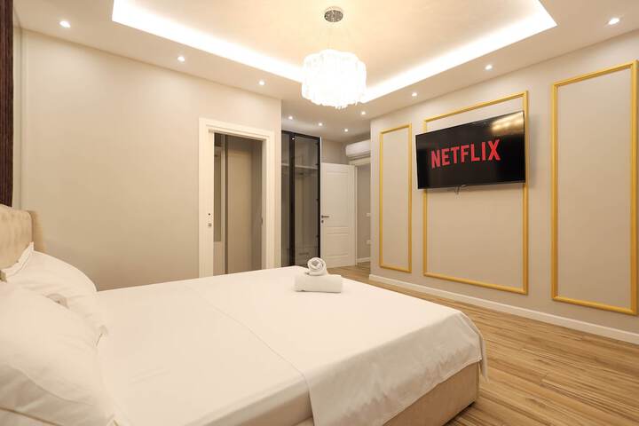 Room 20 of 169
