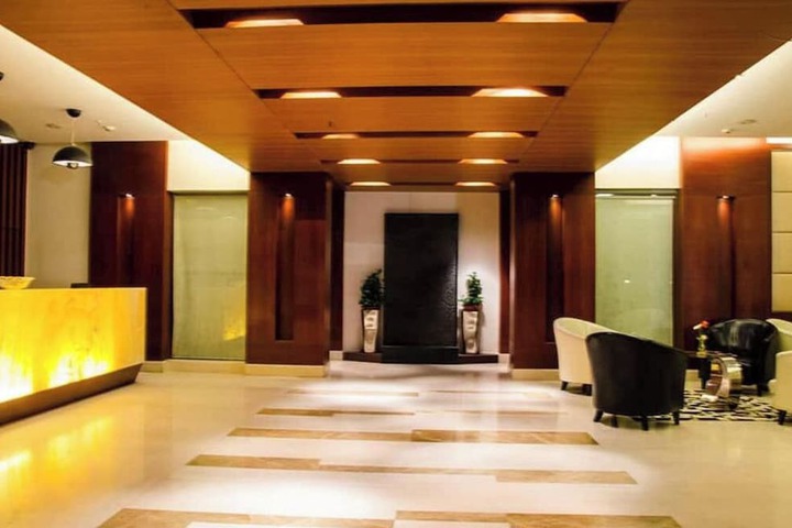 Hotel Interior 4 of 33