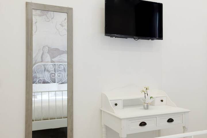 Room 30 of 155