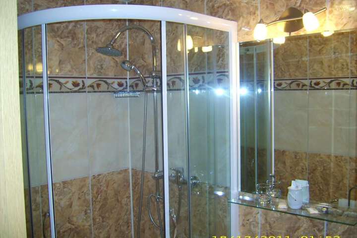 Clean Restrooms