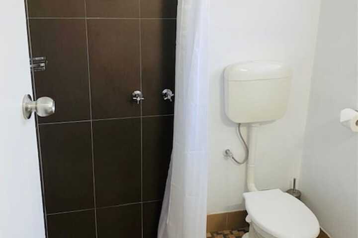 Room 9 of 15