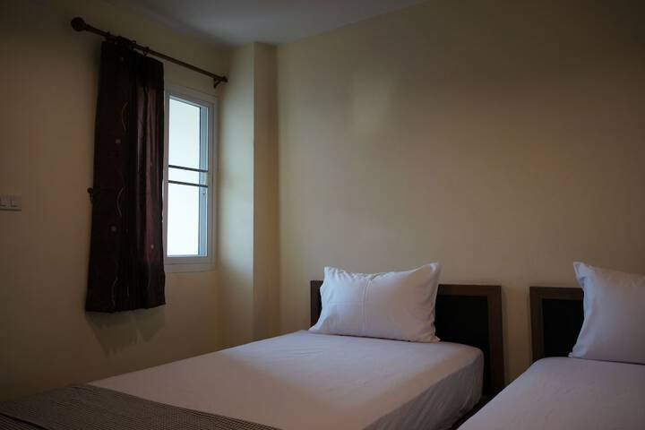 Room 21 of 115