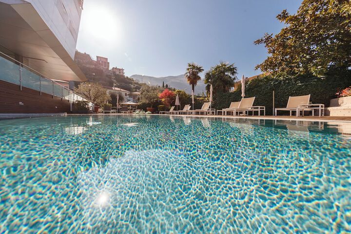 Pools & Facilities