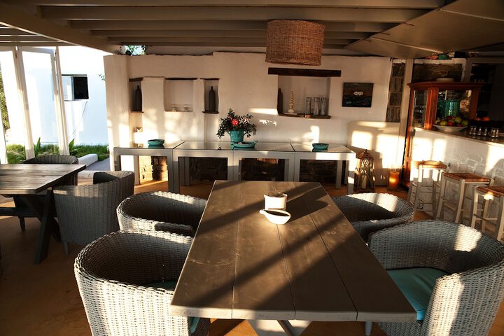 Lounge 97 of 112