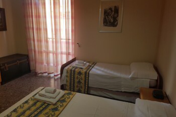 Room 54 of 92