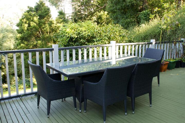 Terrace/Patio 3 of 5