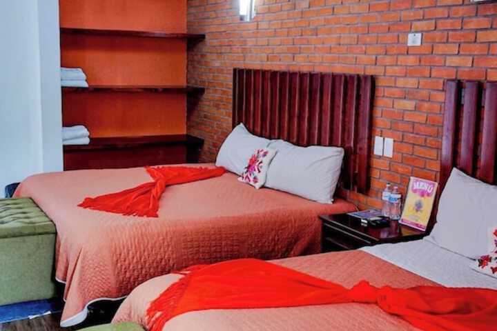 Room 84 of 119