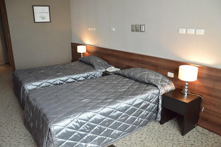 Room 5 of 36