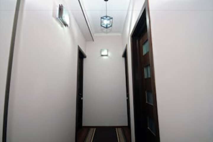 Ballroom/Hall 2 of 8