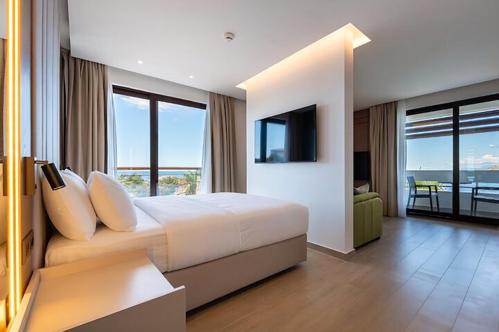 Room 73 of 211