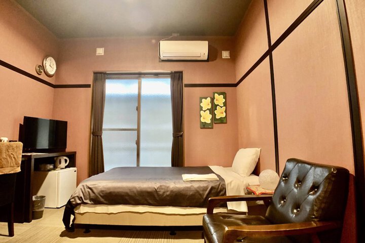 Room 14 of 79