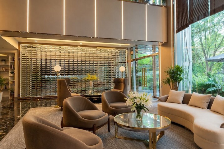 Lobby Photos