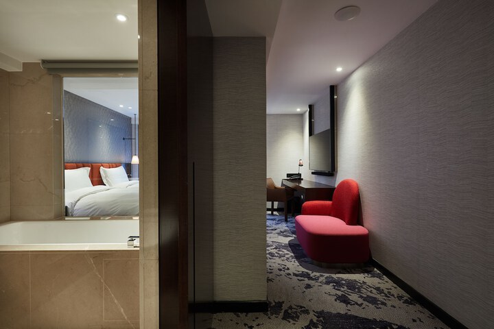 Room 13 of 41