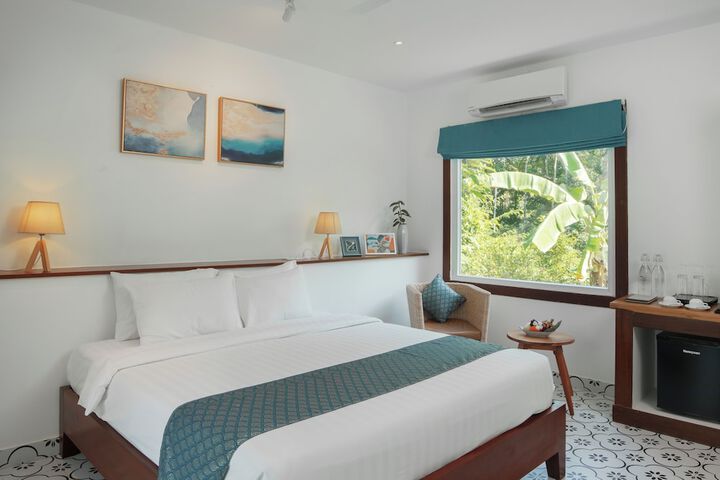 Room 10 of 43