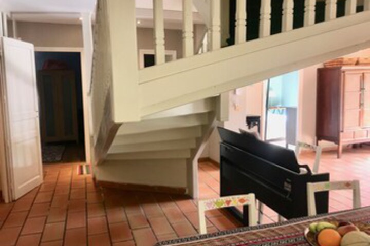Room 15 of 49
