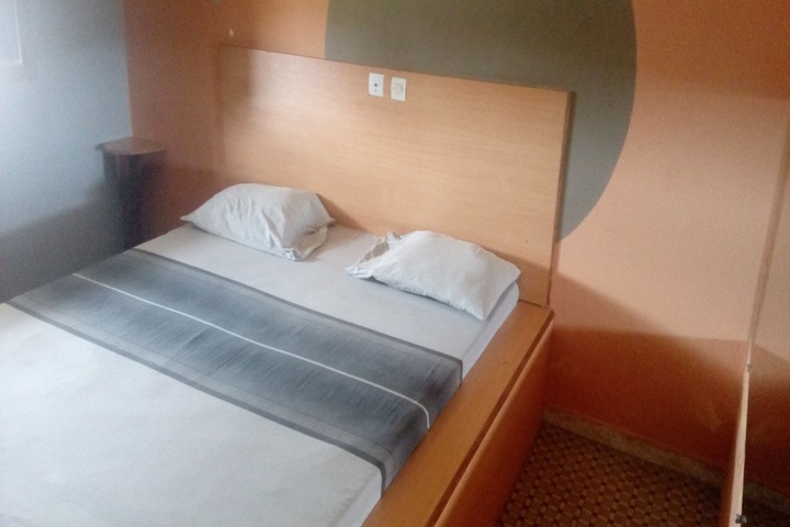 Room 2 of 15