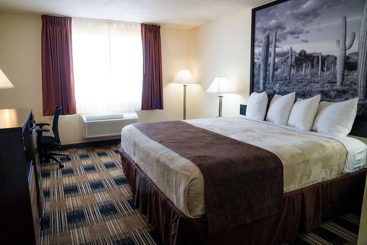 Room 7 of 25