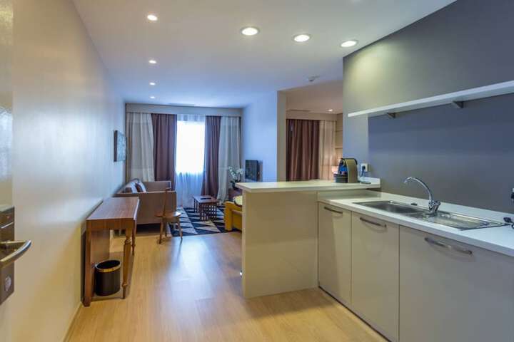 Room 22 of 46