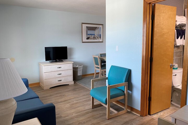 Room 15 of 44