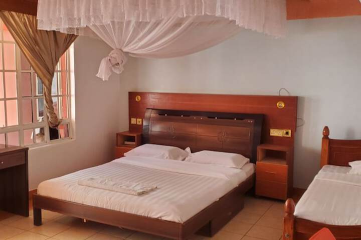 Maralink Hotel