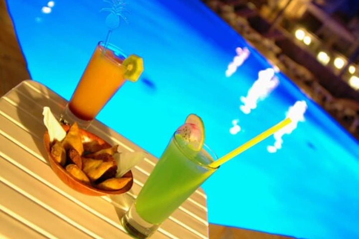 Pools & Facilities