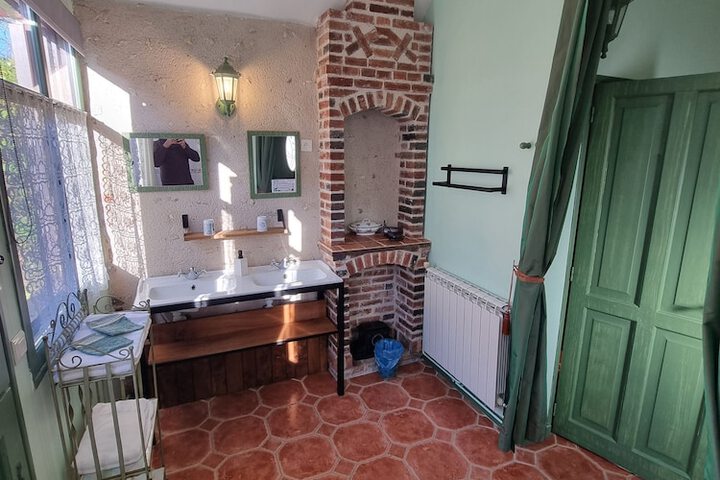 Bathroom Interior Photo