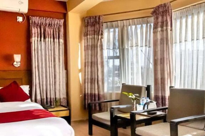 Room 5 of 14