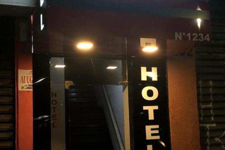 Exterior of Hotel Popular Vila Mariana