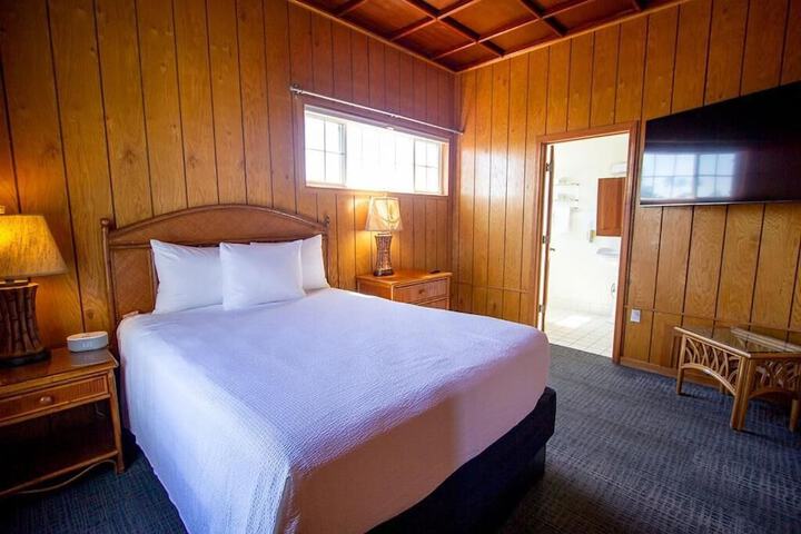 Room 16 of 119