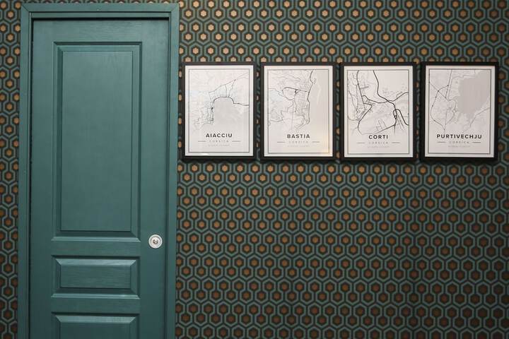 Room 7 of 48