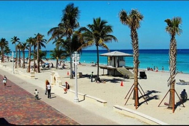 Beach/ocean view