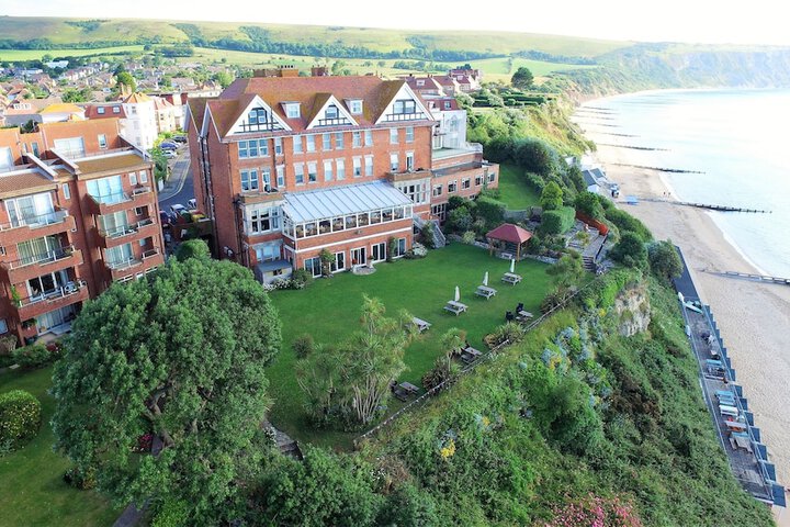 Hotel Exterior 44 of 54