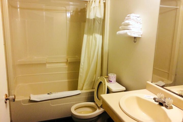 Room 36 of 75