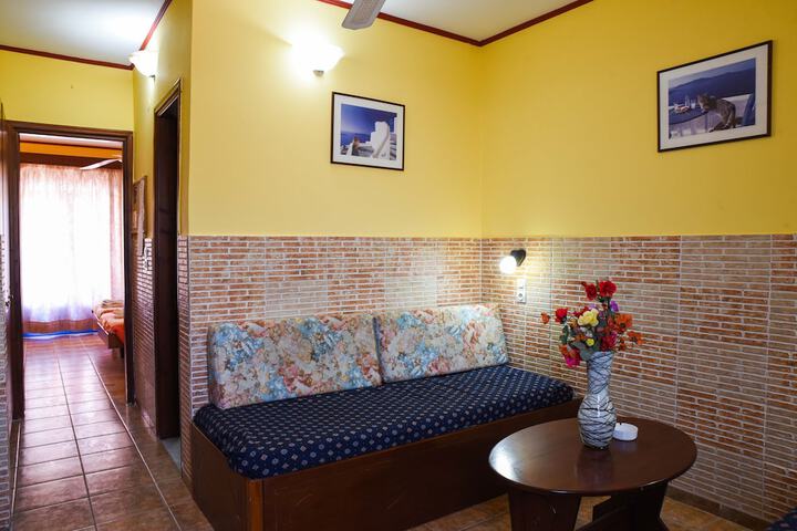 Room 6 of 42