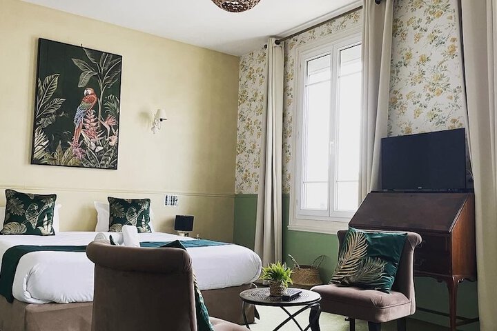 Room 20 of 35