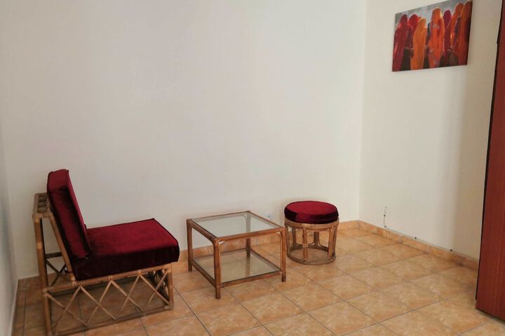 Room 12 of 43
