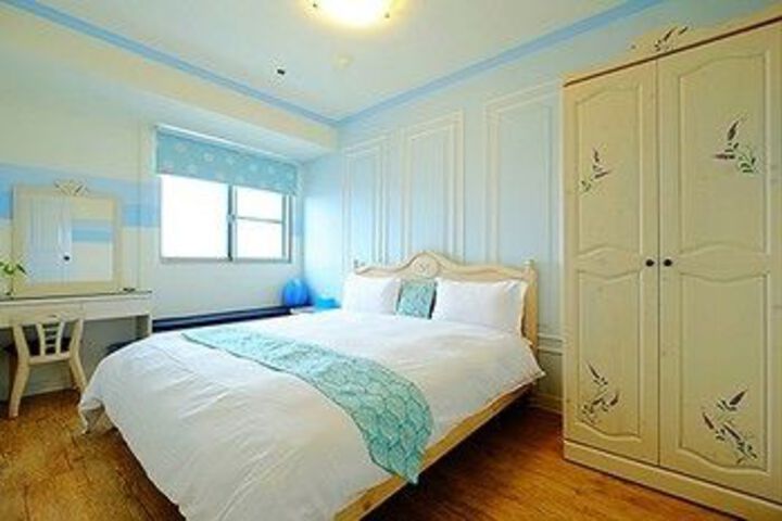 Room 20 of 26