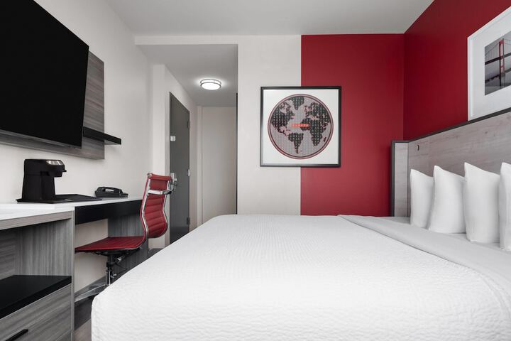Room 22 of 30