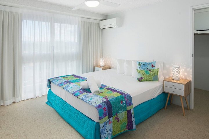 Room 4 of 91