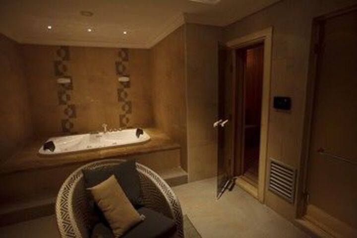 Room 74 of 75