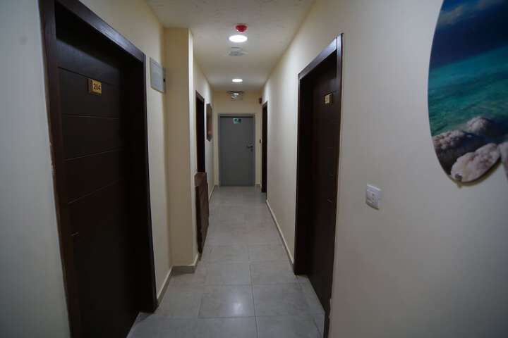 Ballroom/Hall 23 of 37
