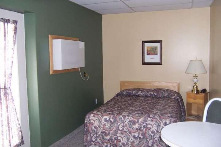 Room 15 of 75