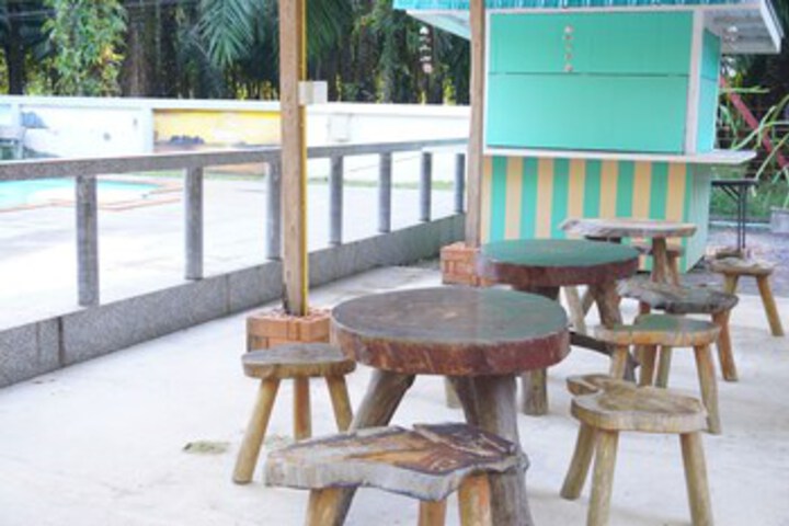 Terrace/Patio 27 of 28