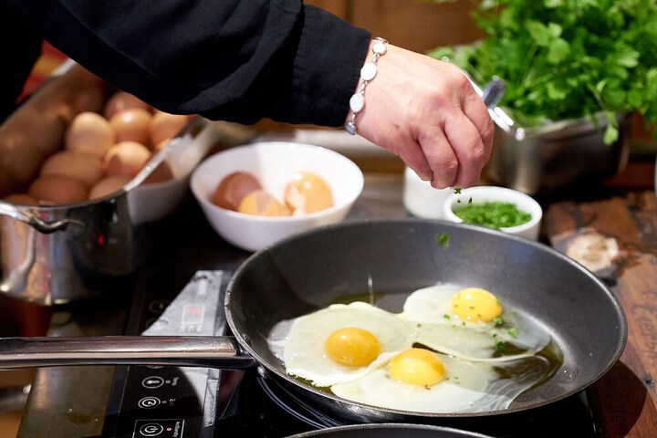 Breakfast/Coffee Service 15 of 32