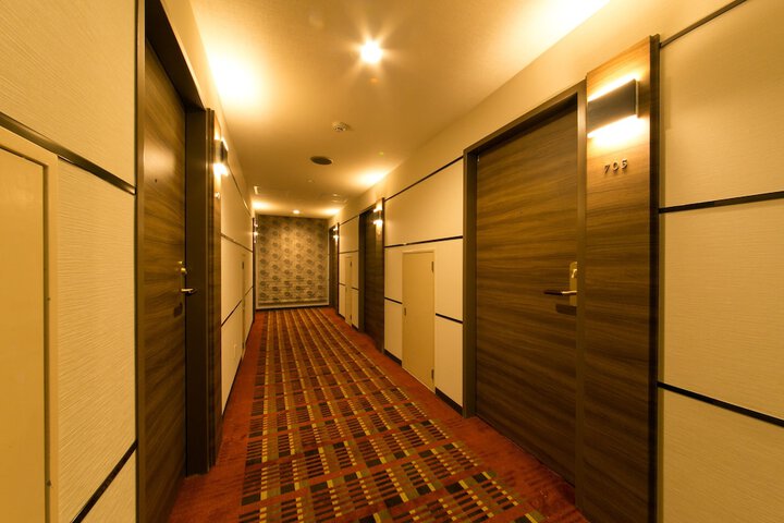 Ballroom/Hall 29 of 34
