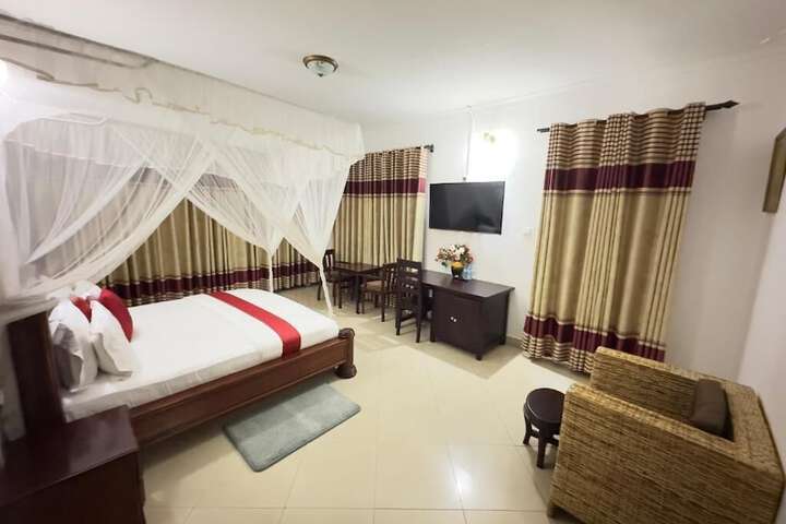 Room 5 of 45