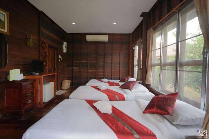 Room 15 of 52