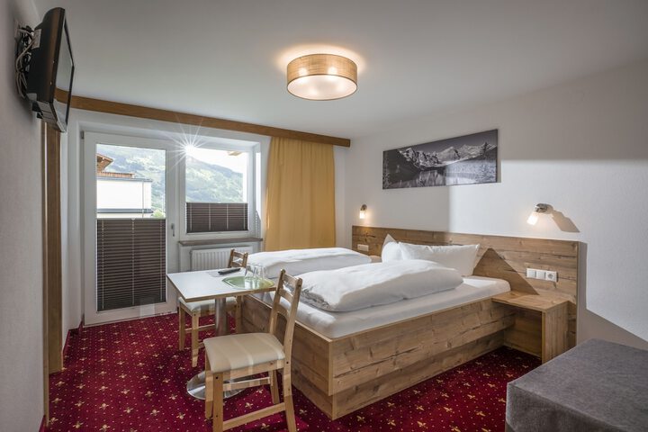 Room 2 of 12